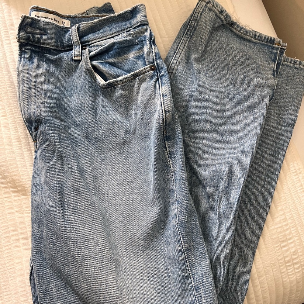 Abercrombie & Fitch Classic Blue Jeans